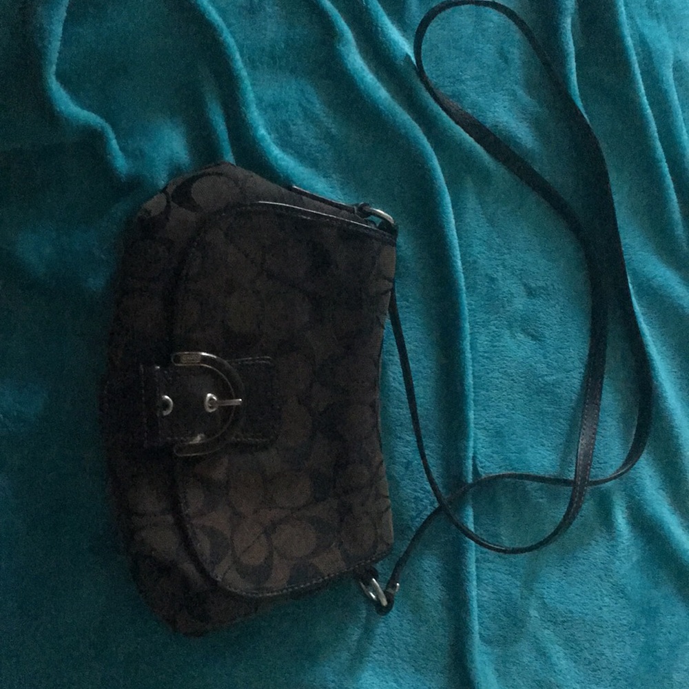 Small Coach crossbody